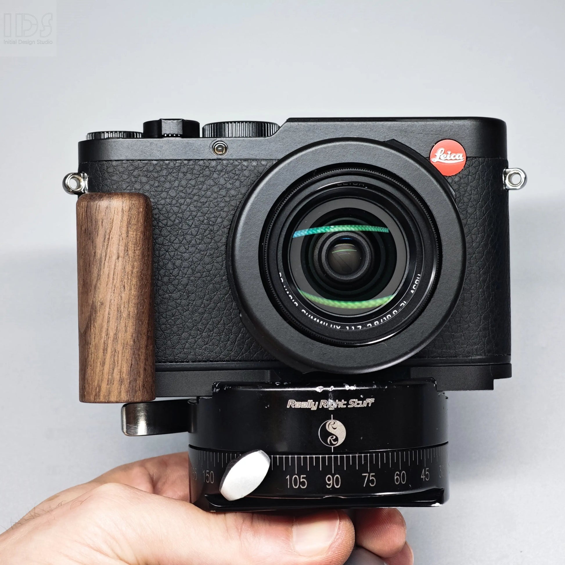 IDSworks modular grip for Leica D-Lux8 IDS initial design studio