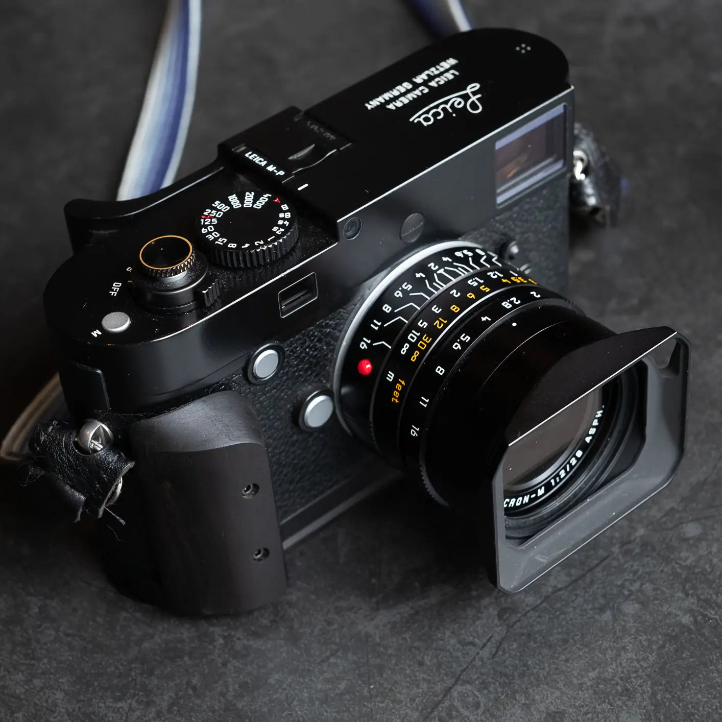 IDS modular grip for Leica M240